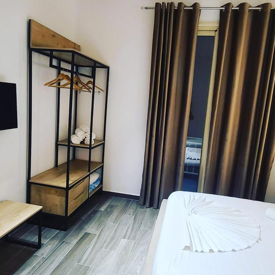 Hotel Noel Vlorë Exteriér fotografie