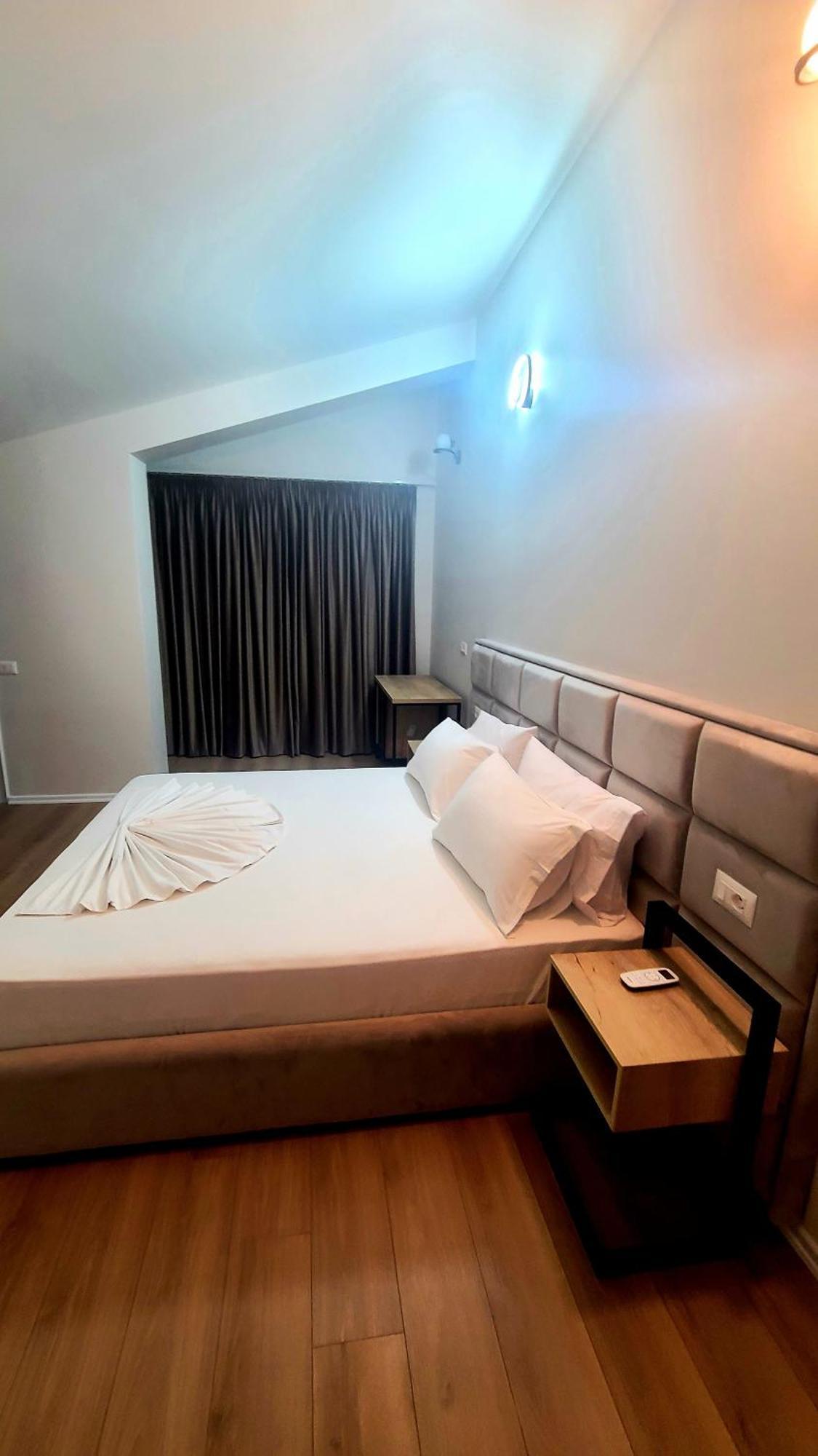 Hotel Noel Vlorë Exteriér fotografie
