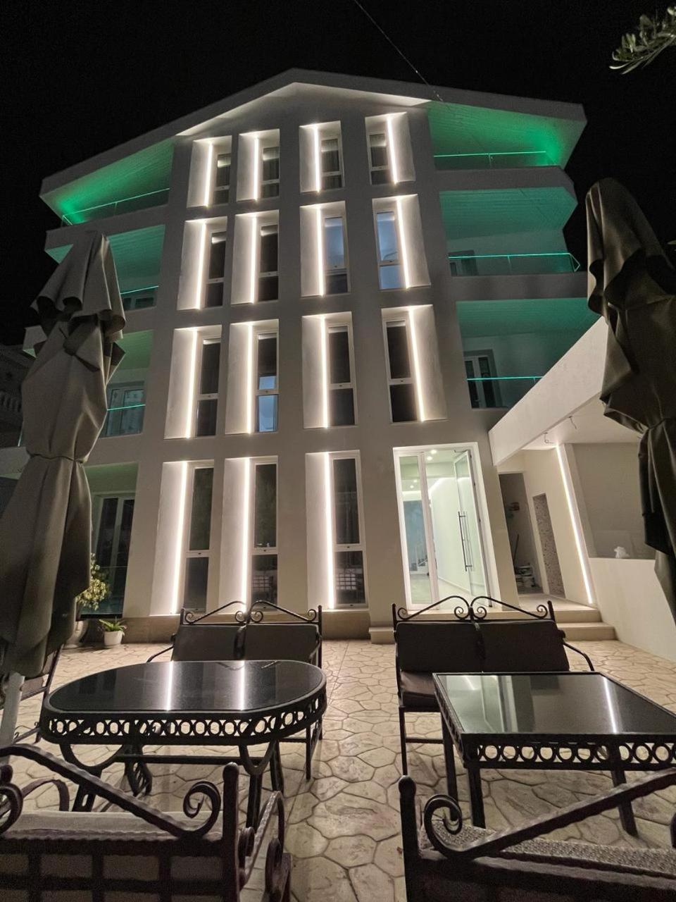 Hotel Noel Vlorë Exteriér fotografie