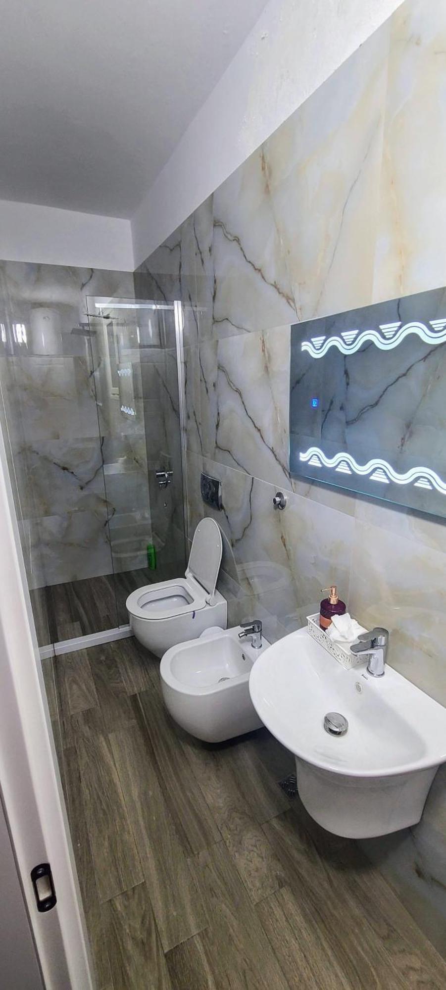 Hotel Noel Vlorë Exteriér fotografie